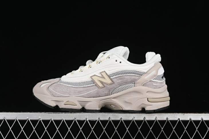 Picture of New Balance 1000 _SKUfw18028707768387089fw